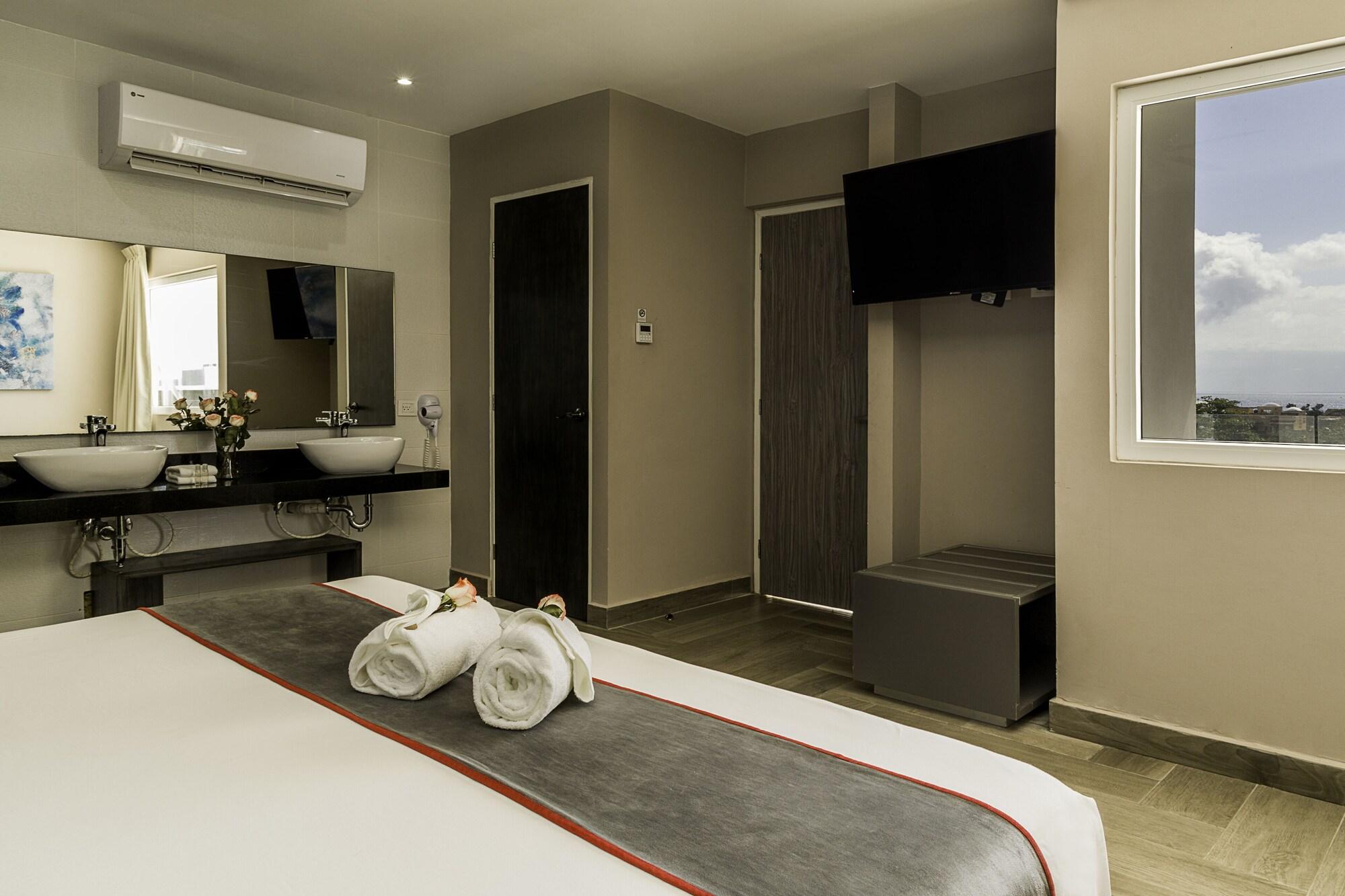 Bfh Attraction Deluxe Hotel Playa del Carmen Exteriér fotografie