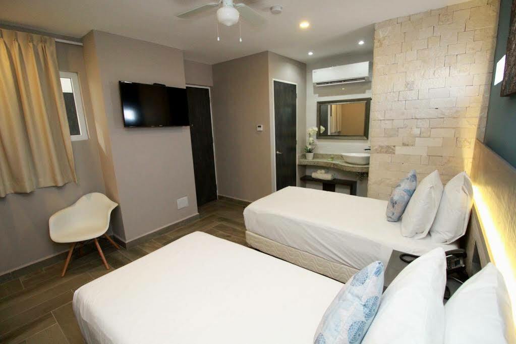 Bfh Attraction Deluxe Hotel Playa del Carmen Exteriér fotografie